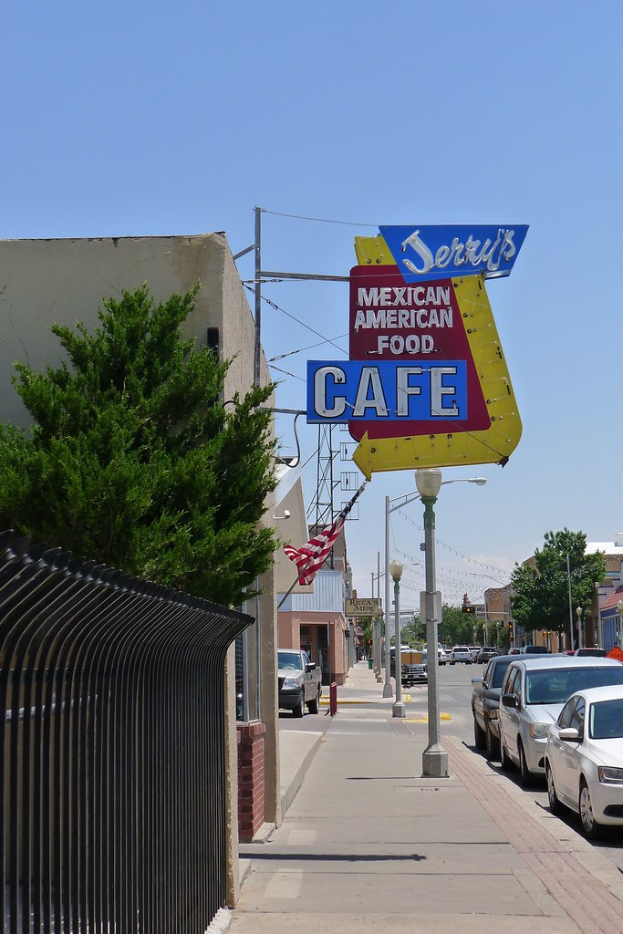 Route 66 neon, Gallup — Gallup